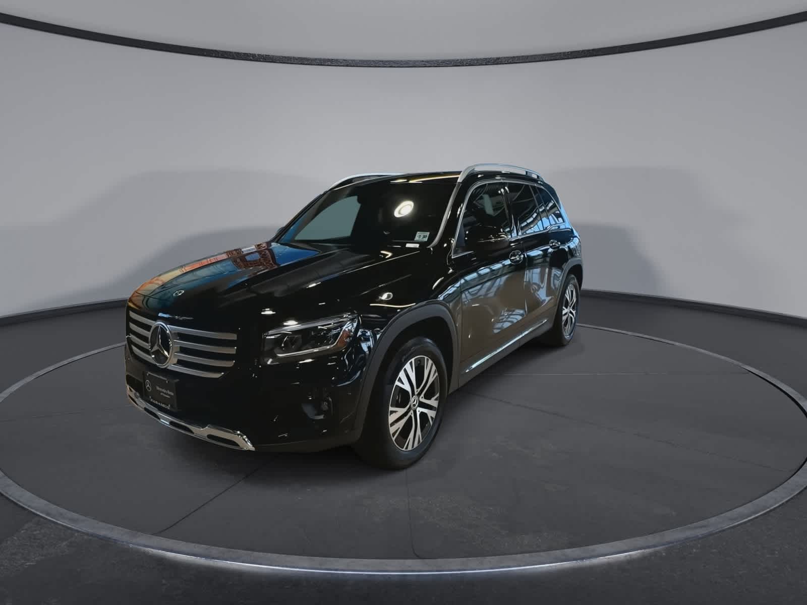 Thumbnail: 2025 Mercedes-Benz GLB - 5