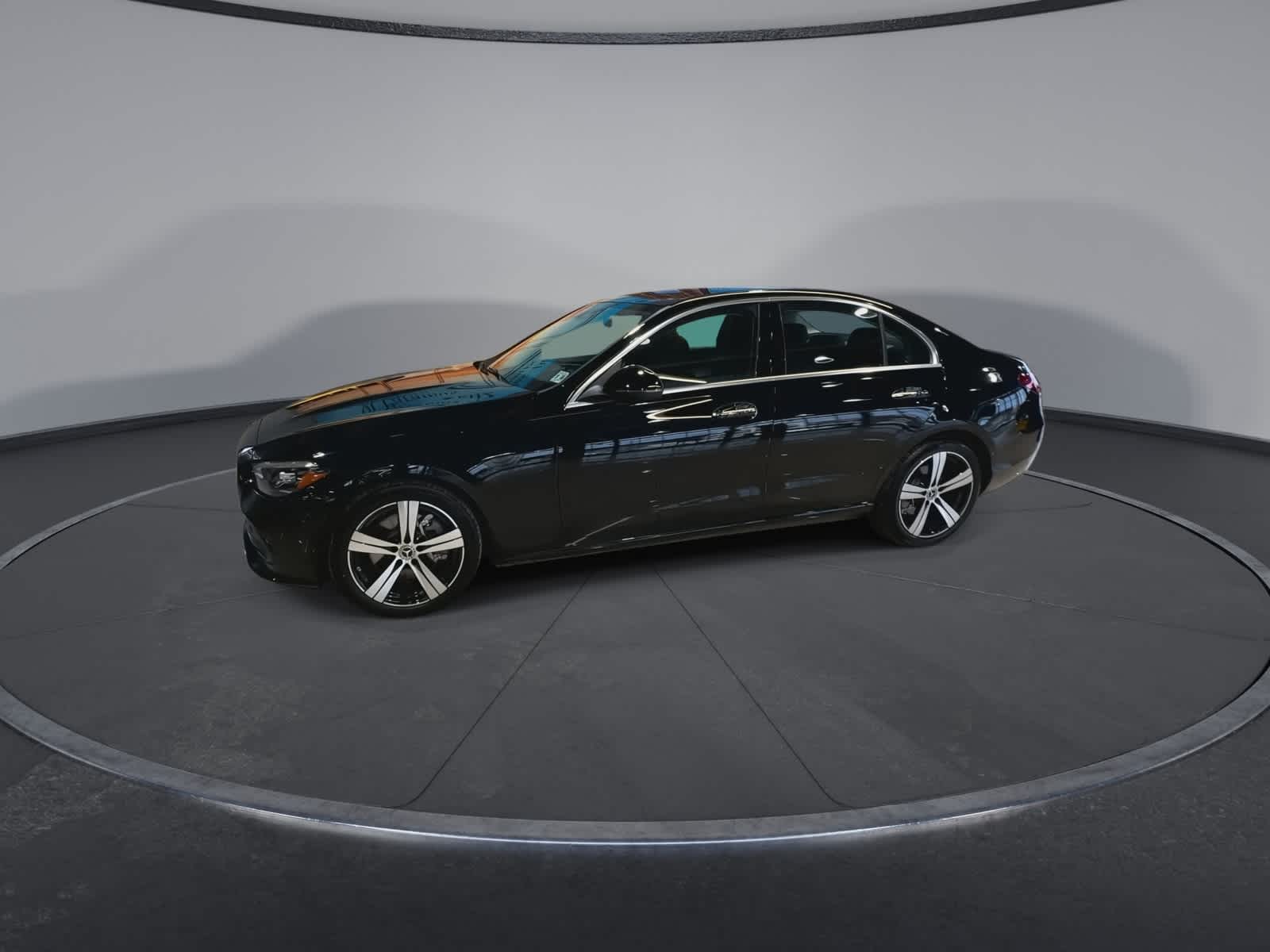 Thumbnail: 2025 Mercedes-Benz C-Class - 6