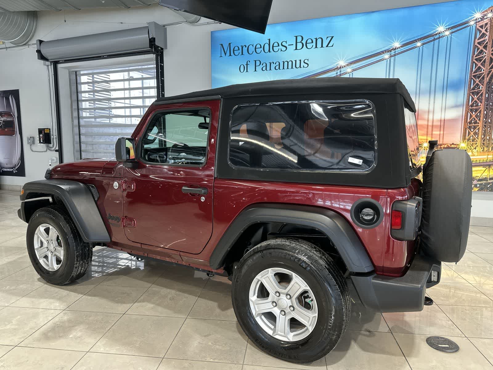 Thumbnail: 2021 Jeep Wrangler - 16