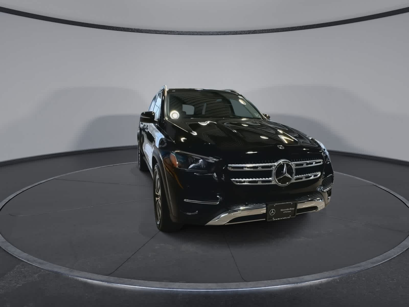 Thumbnail: 2026 Mercedes-Benz GLE - 3