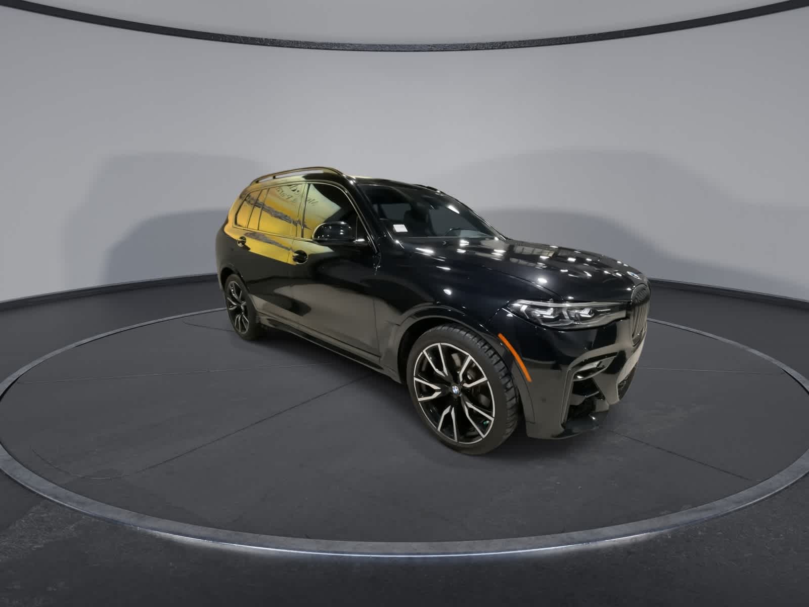 Thumbnail: 2022 BMW X7 - 3