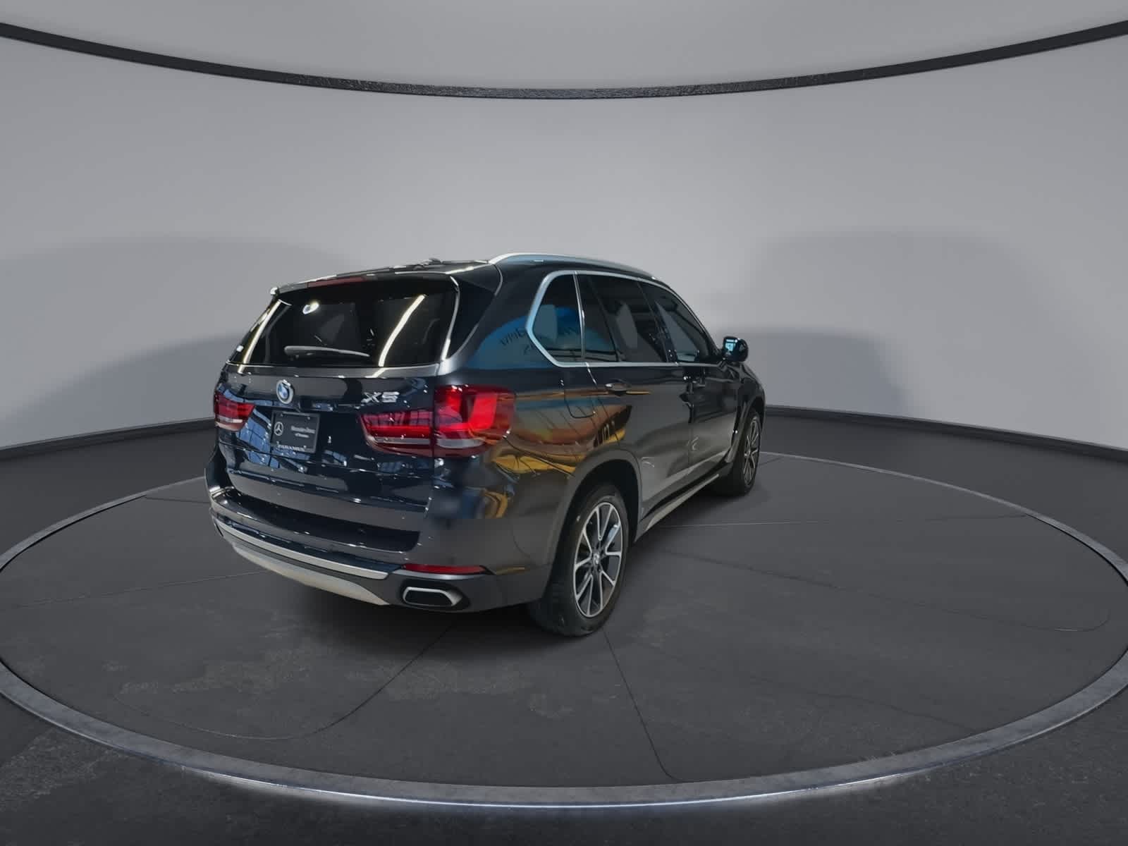 Thumbnail: 2018 BMW X5 - 11