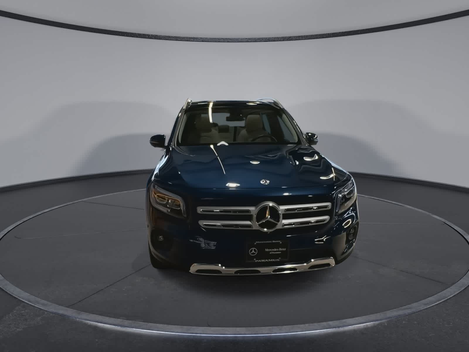 Thumbnail: 2022 Mercedes-Benz GLB - 3