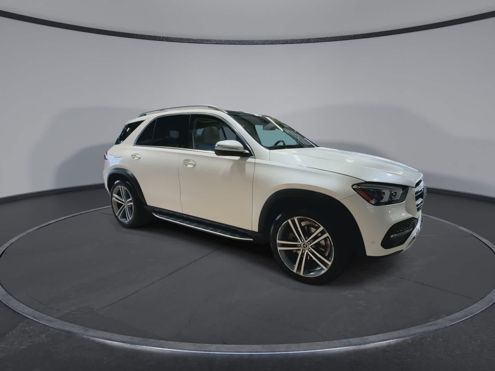 Thumbnail: 2022 Mercedes-Benz GLE - 2