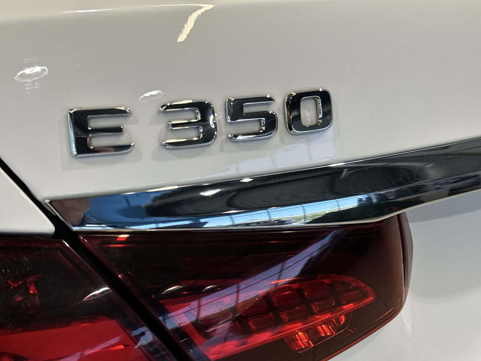 Thumbnail: 2023 Mercedes-Benz E-Class - 19