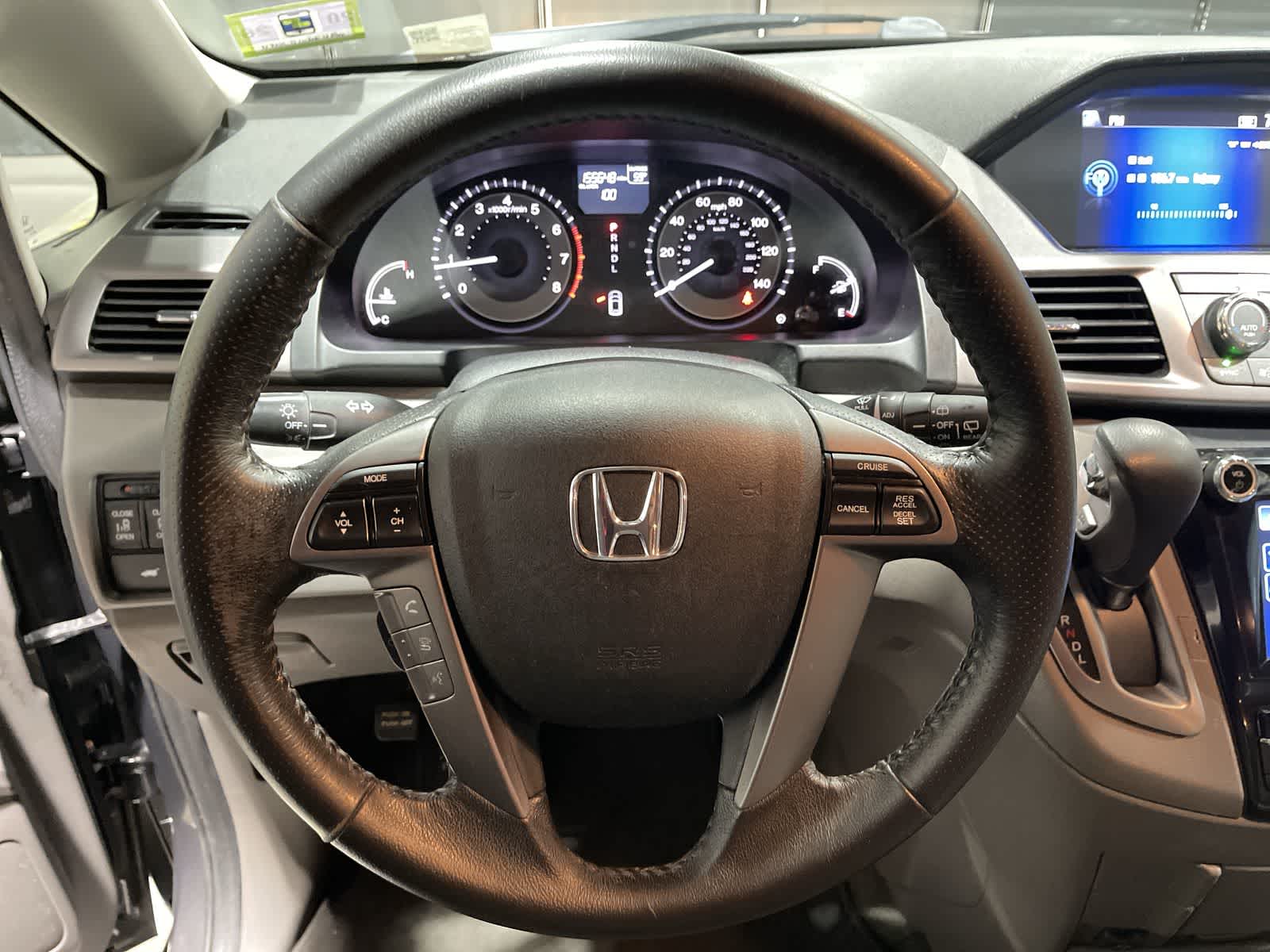 Thumbnail: 2015 Honda Odyssey - 27
