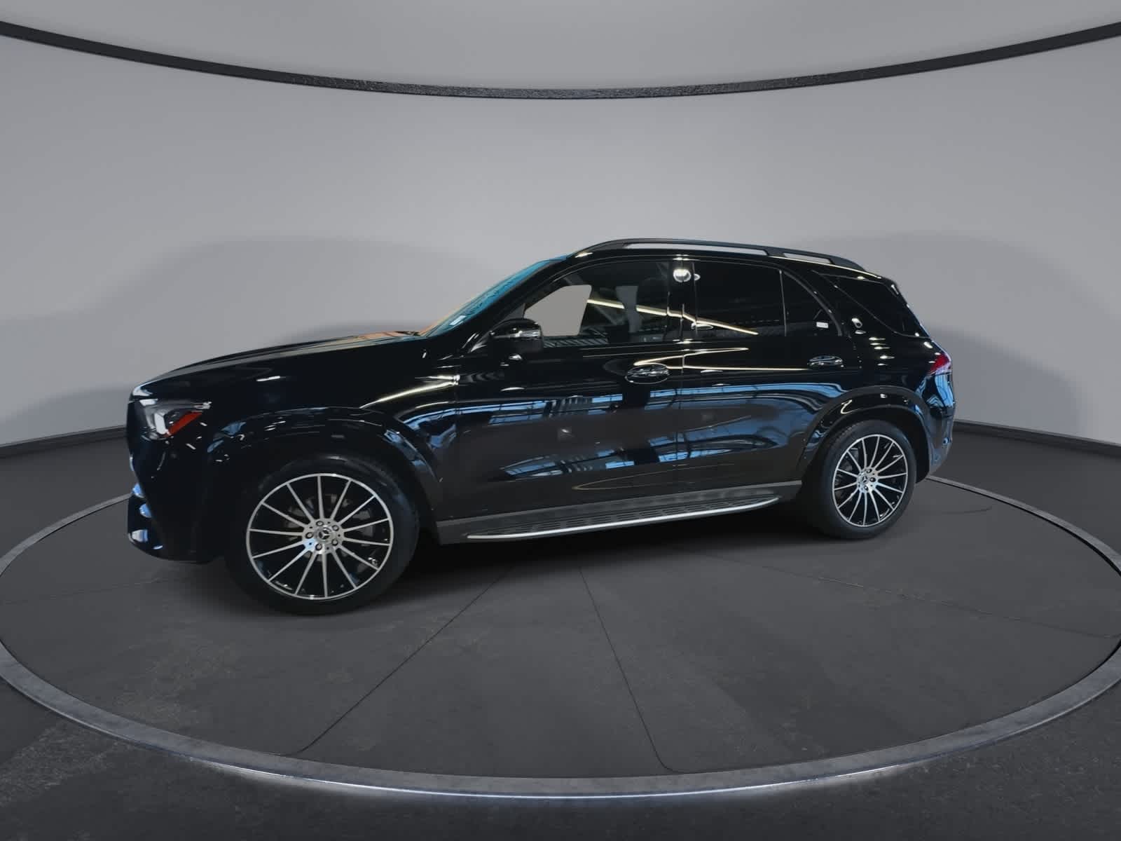 Thumbnail: 2023 Mercedes-Benz GLE - 6