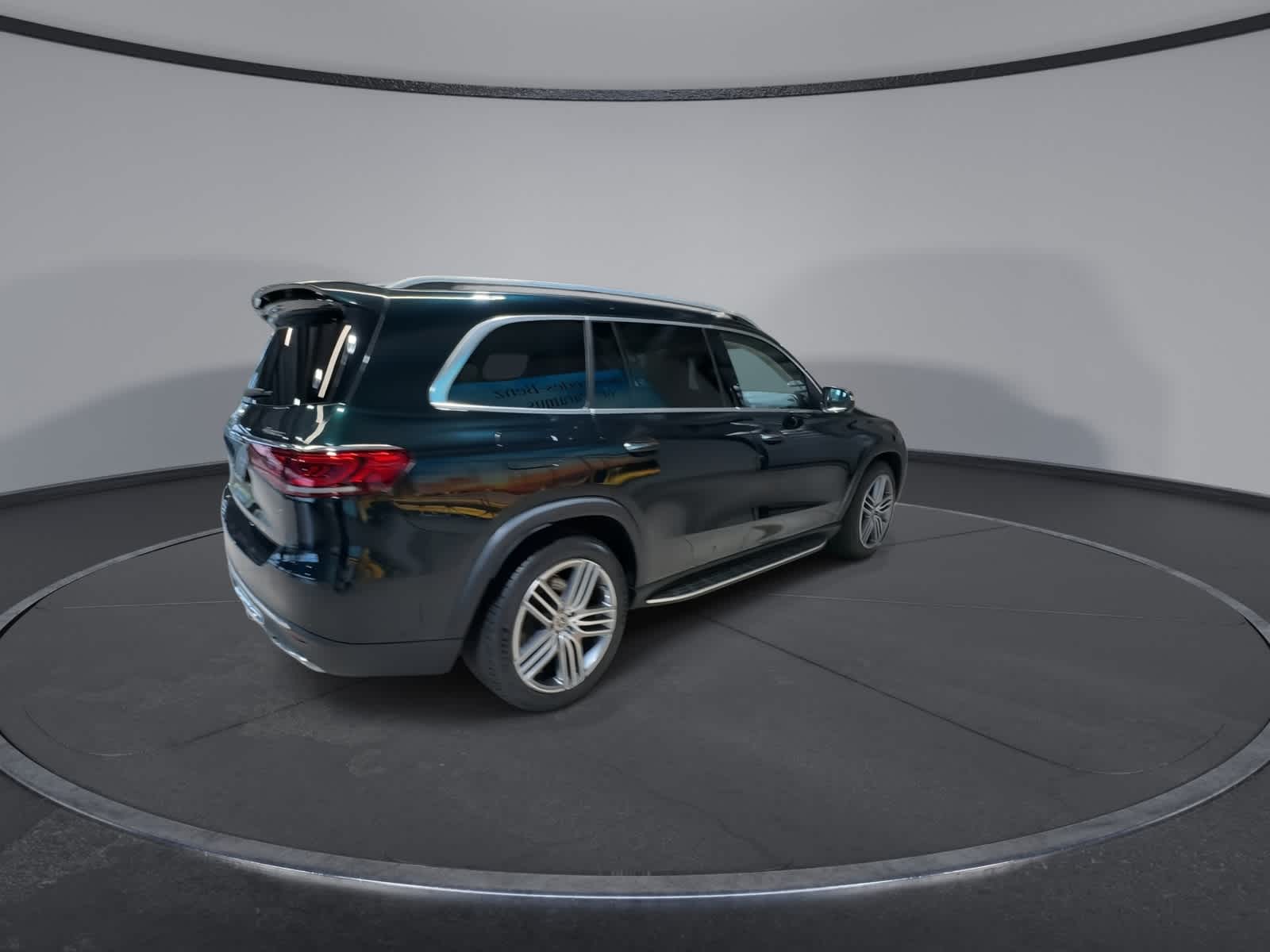 Thumbnail: 2022 Mercedes-Benz GLS - 11