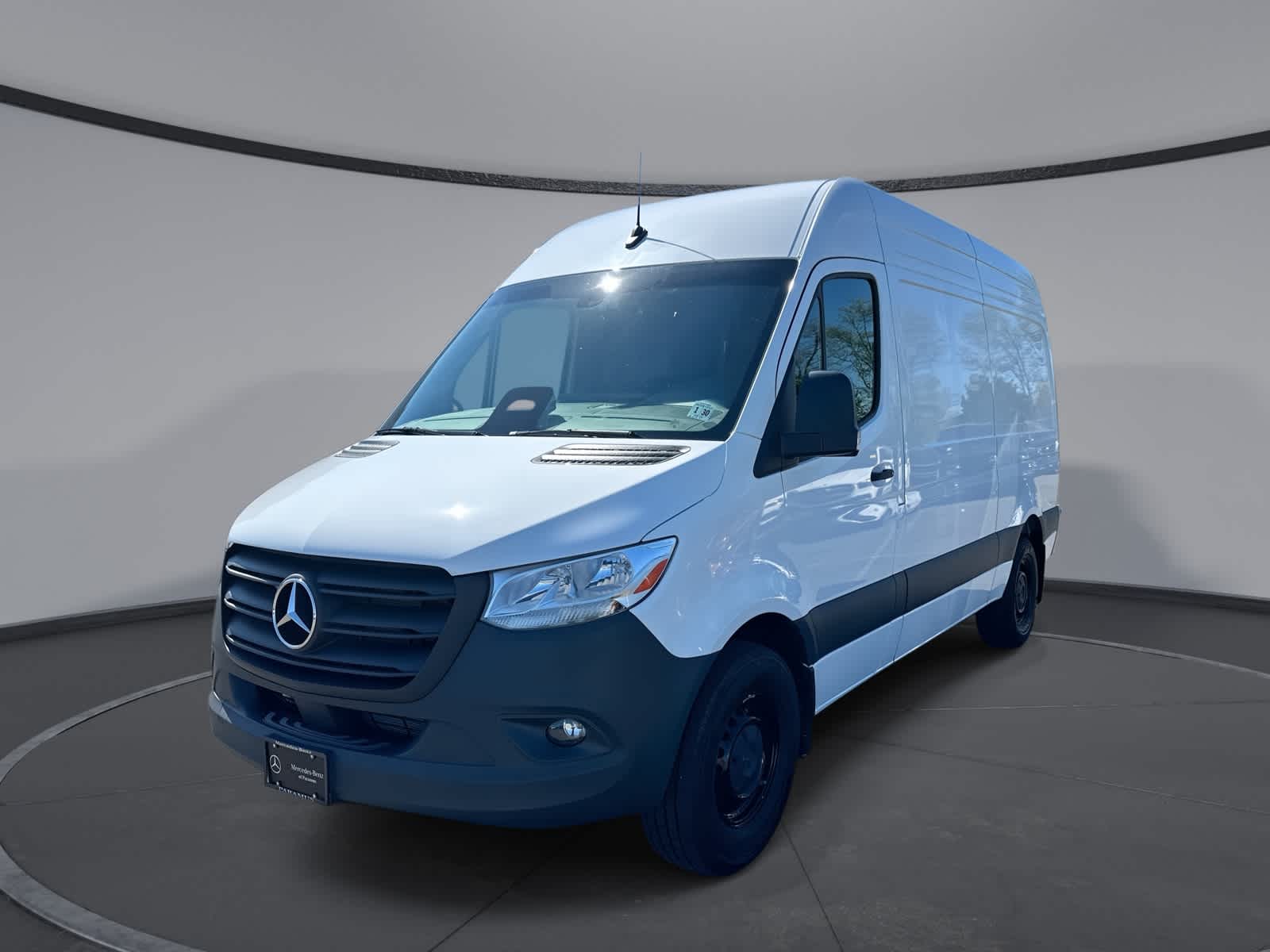 Thumbnail: 2025 Mercedes-Benz Sprinter - 1