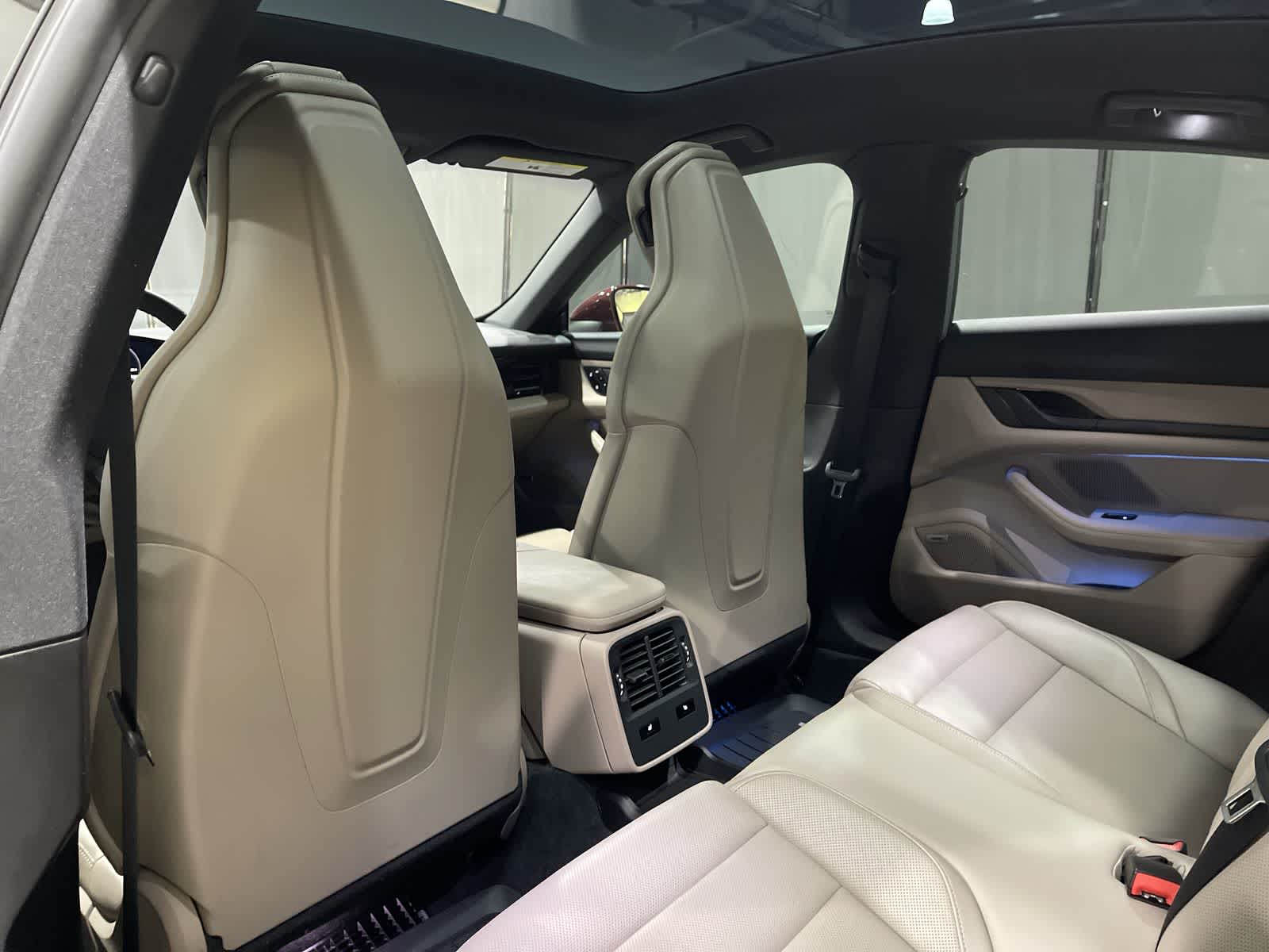 Thumbnail: 2022 Porsche Taycan - 24