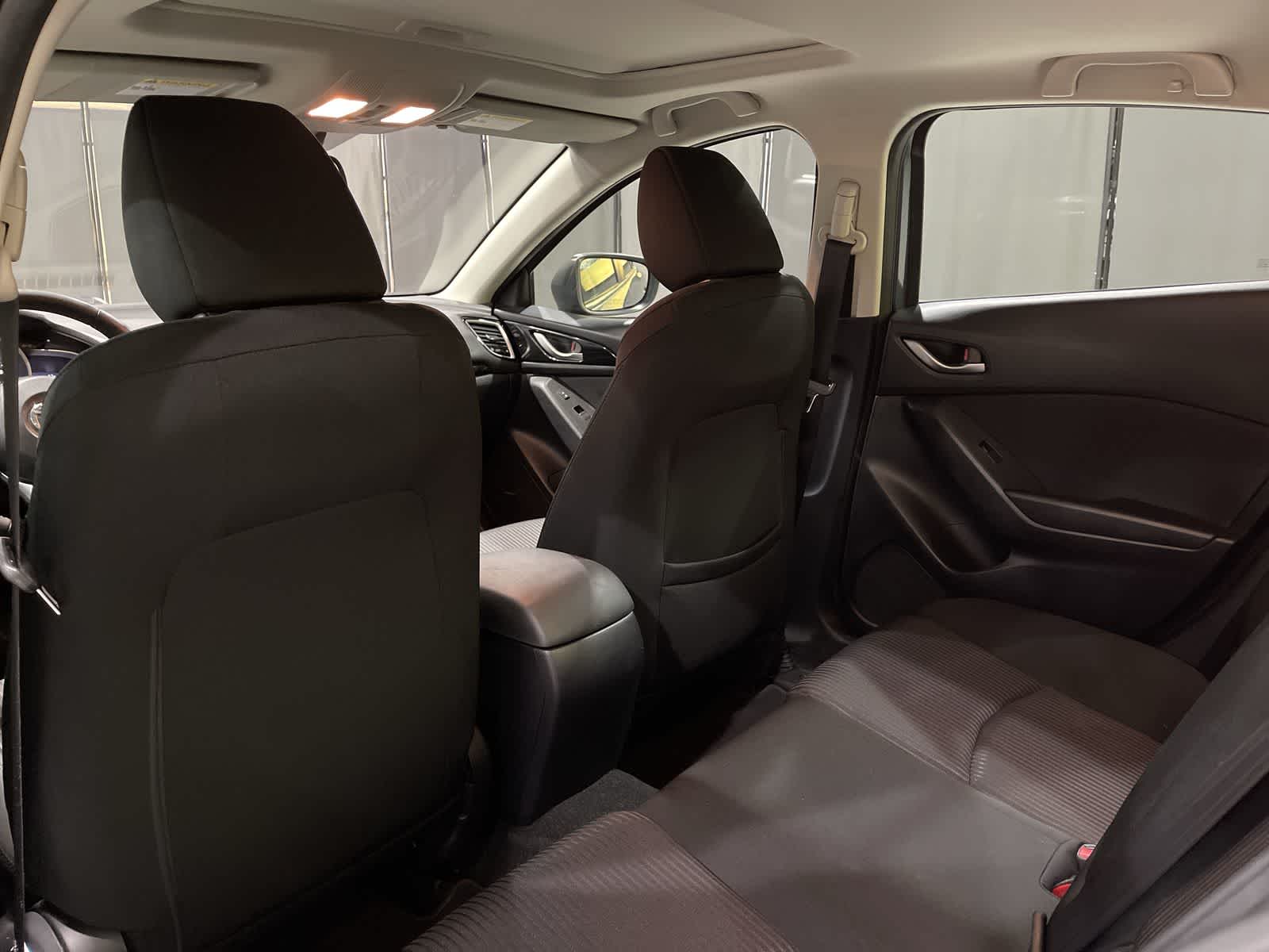 Thumbnail: 2016 Mazda Mazda3 - 24
