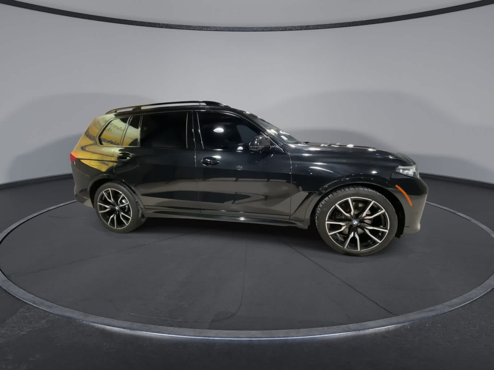 Thumbnail: 2022 BMW X7 - 2
