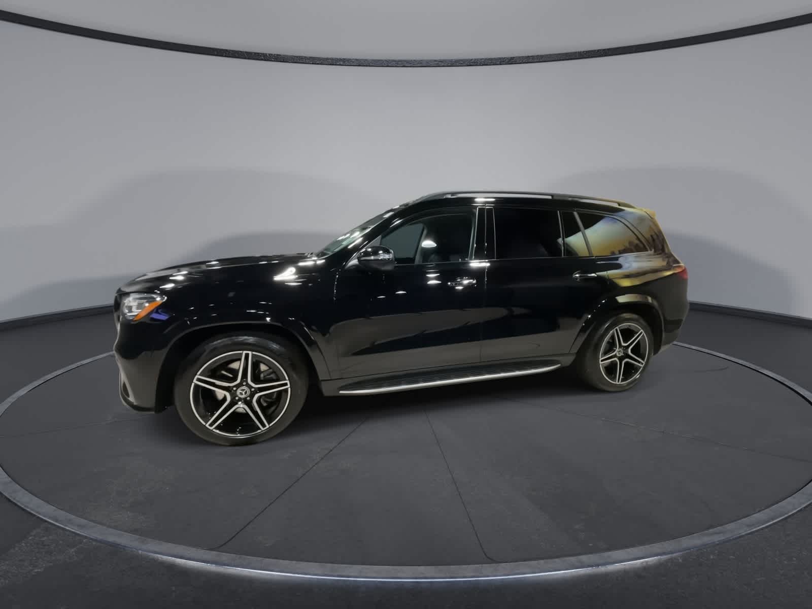 Thumbnail: 2025 Mercedes-Benz GLS - 6