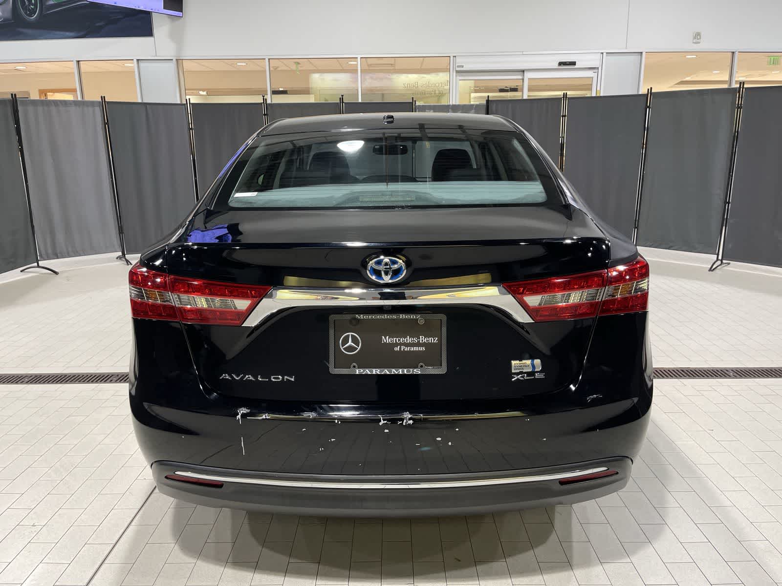 Thumbnail: 2016 Toyota Avalon - 17