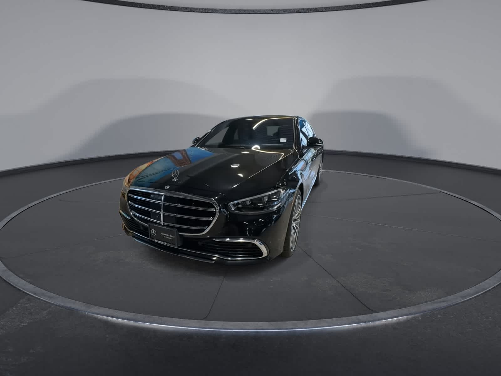 Thumbnail: 2022 Mercedes-Benz S-Class - 4
