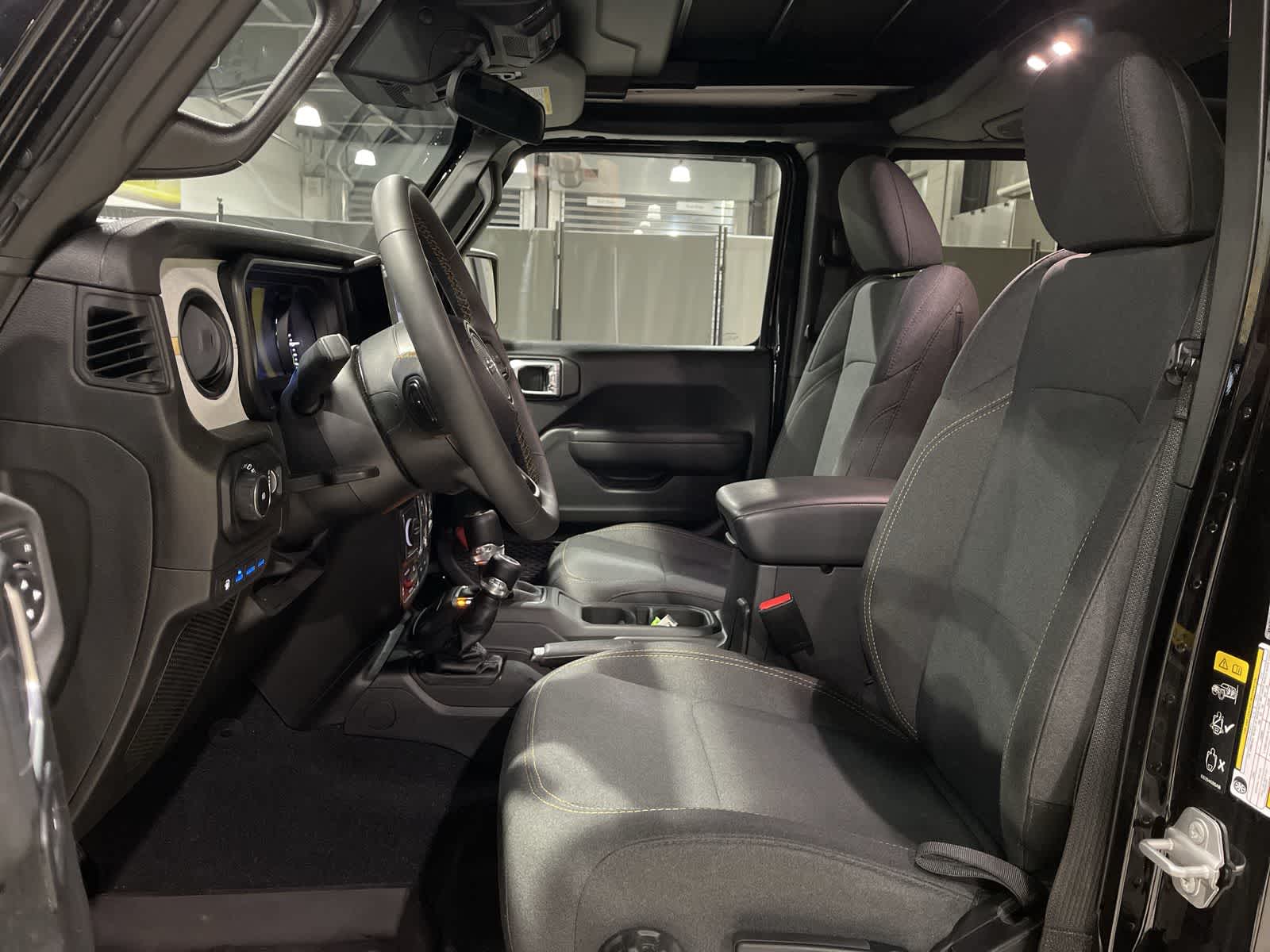 Thumbnail: 2024 Jeep Wrangler - 22