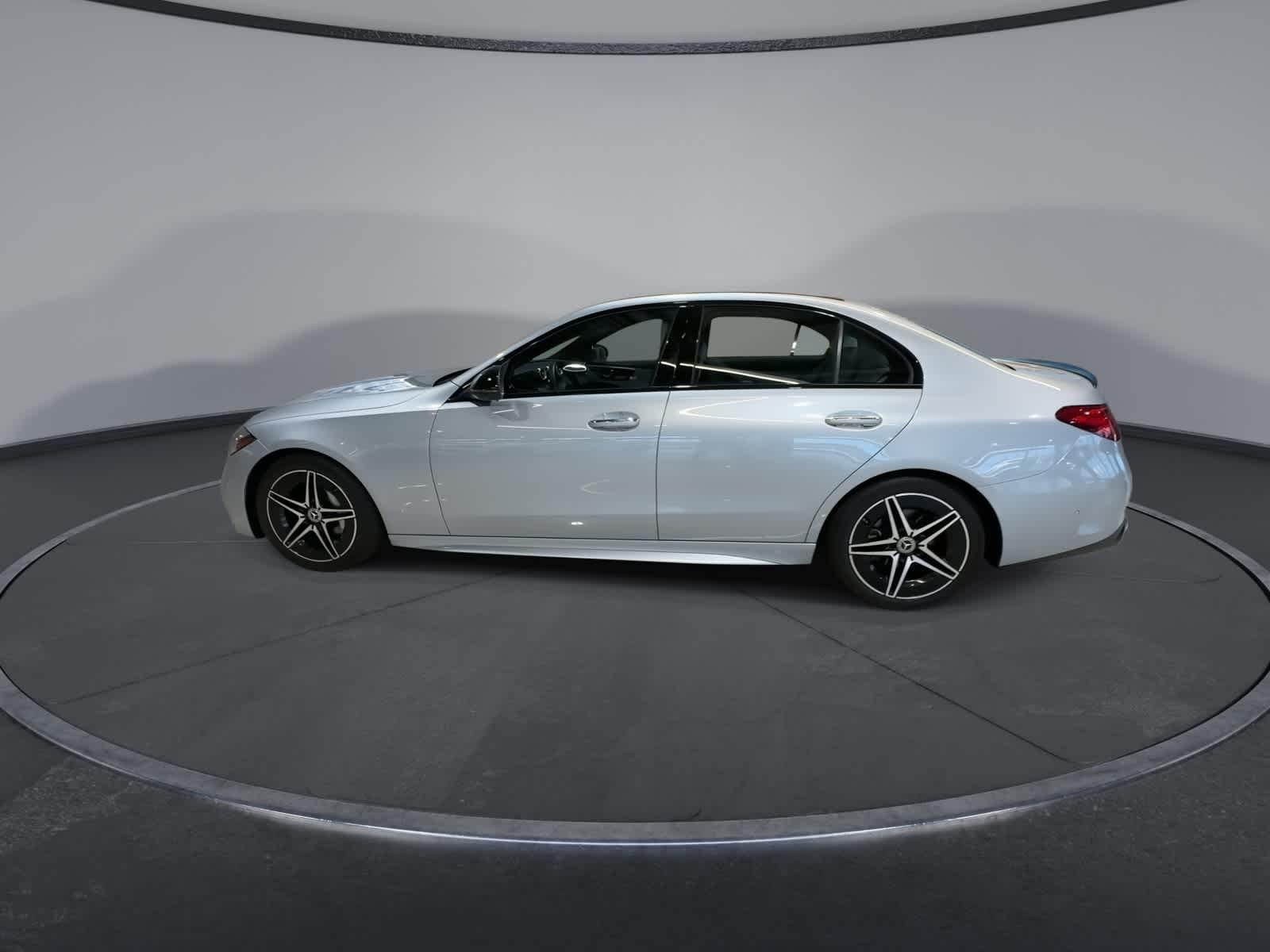 Thumbnail: 2023 Mercedes-Benz C-Class - 7