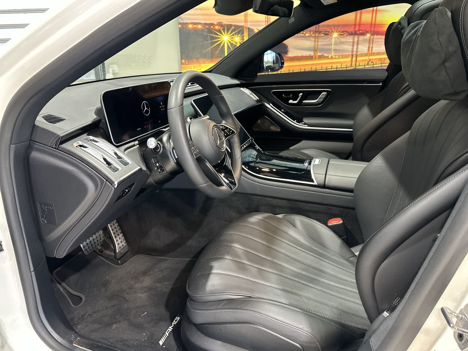 Thumbnail: 2023 Mercedes-Benz S-Class - 14