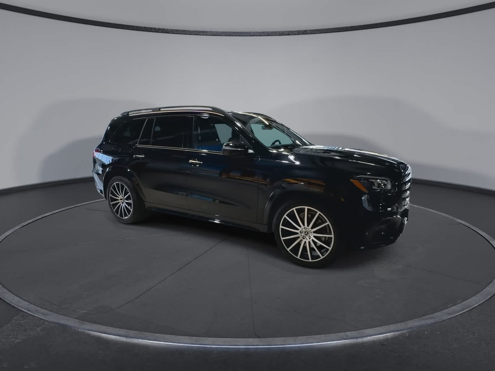 Thumbnail: 2025 Mercedes-Benz GLS - 2