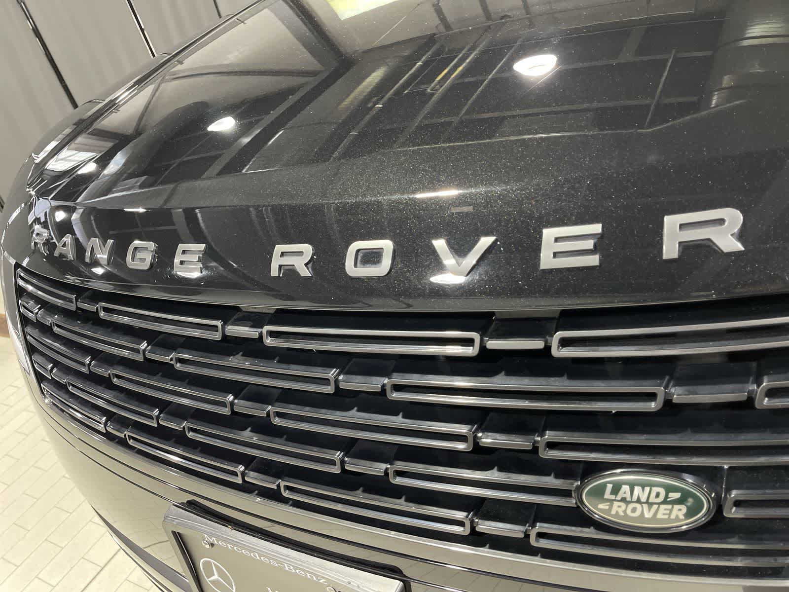 Thumbnail: 2023 Land Rover Range Rover - 19
