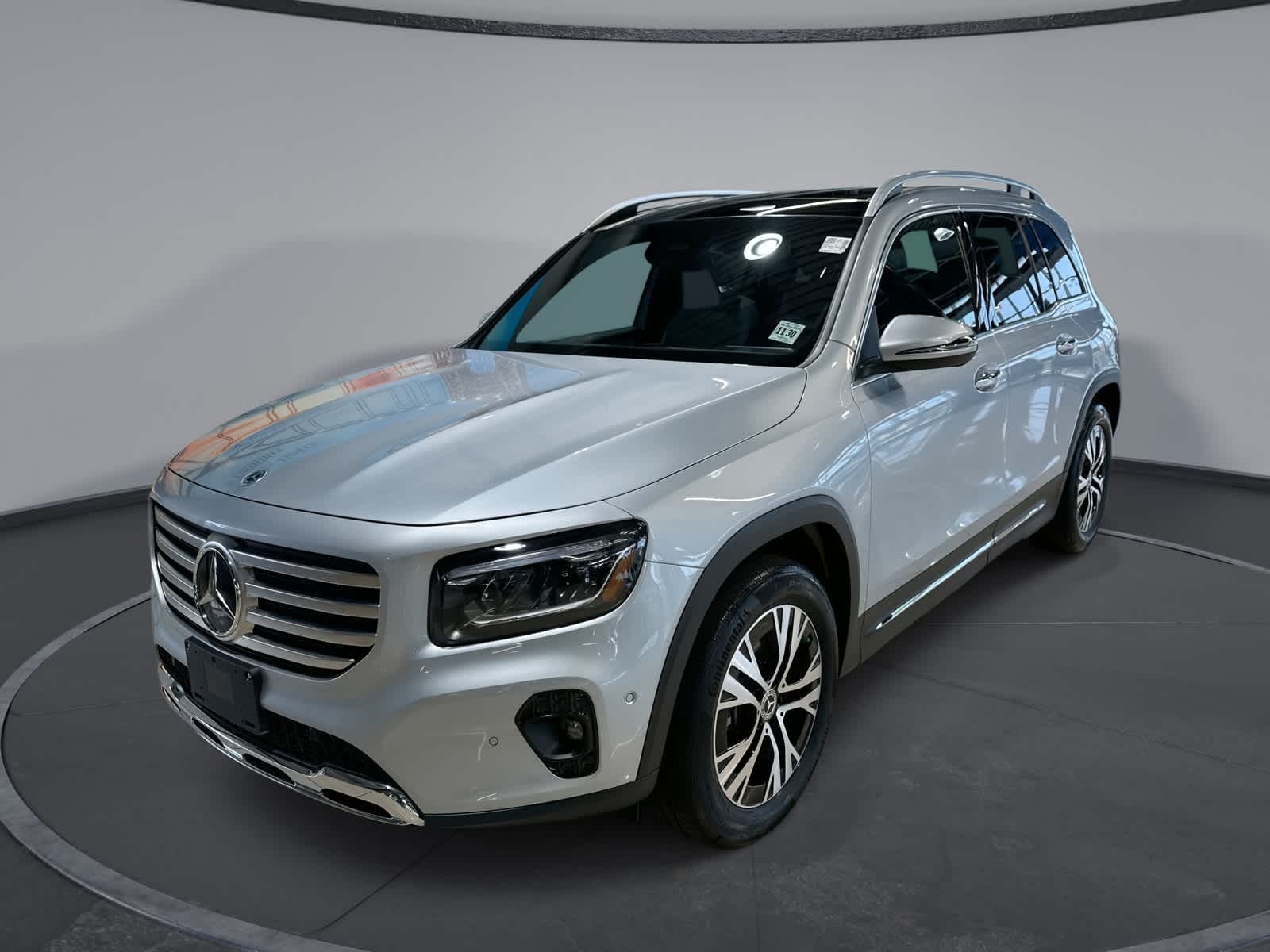 Thumbnail: 2026 Mercedes-Benz GLB - 1