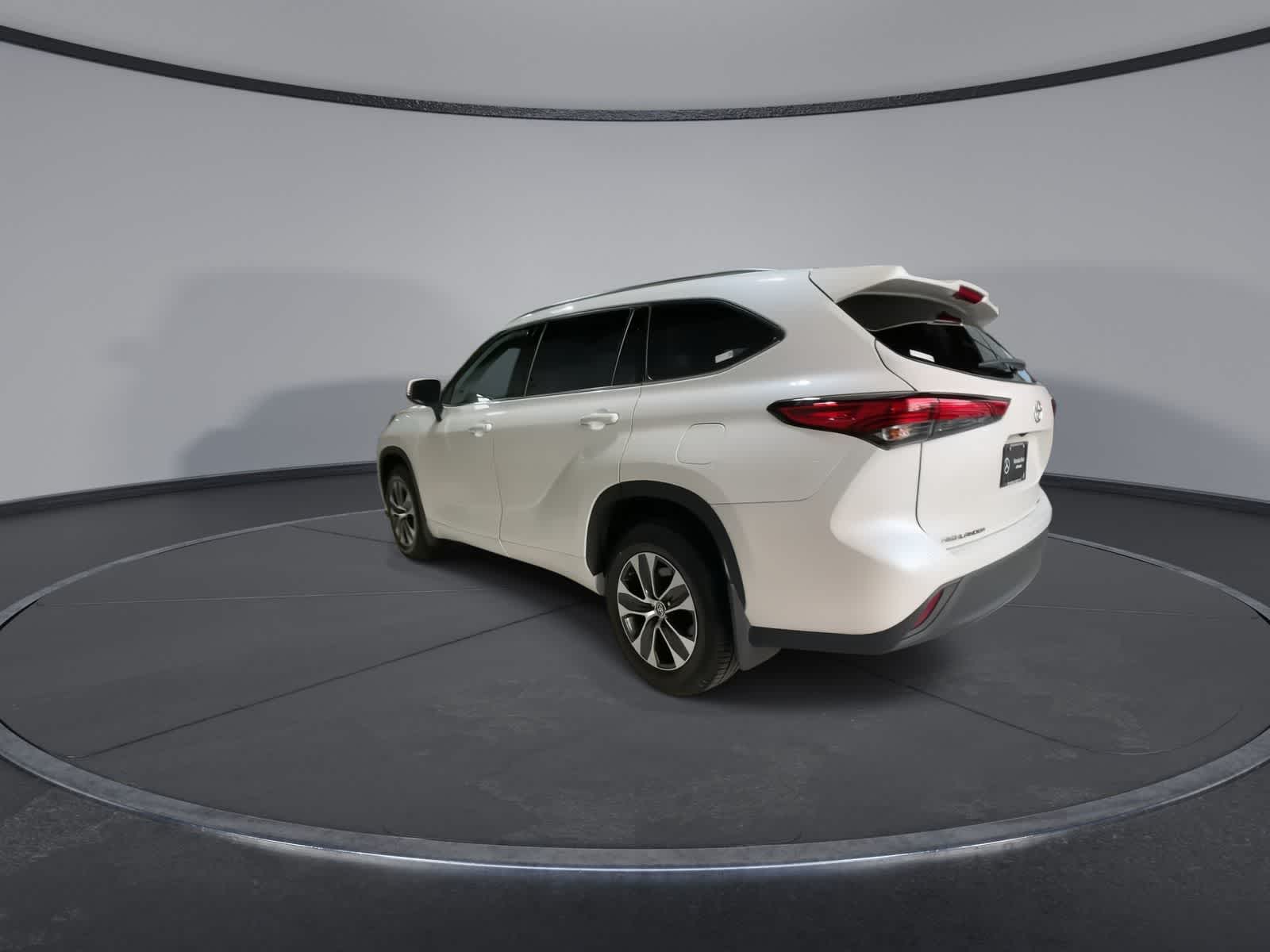 2020 Toyota Highlander XLE 9