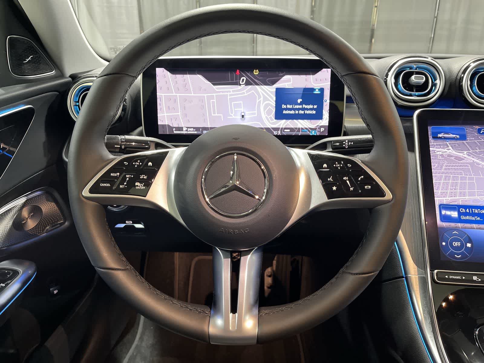 Thumbnail: 2025 Mercedes-Benz C-Class - 27