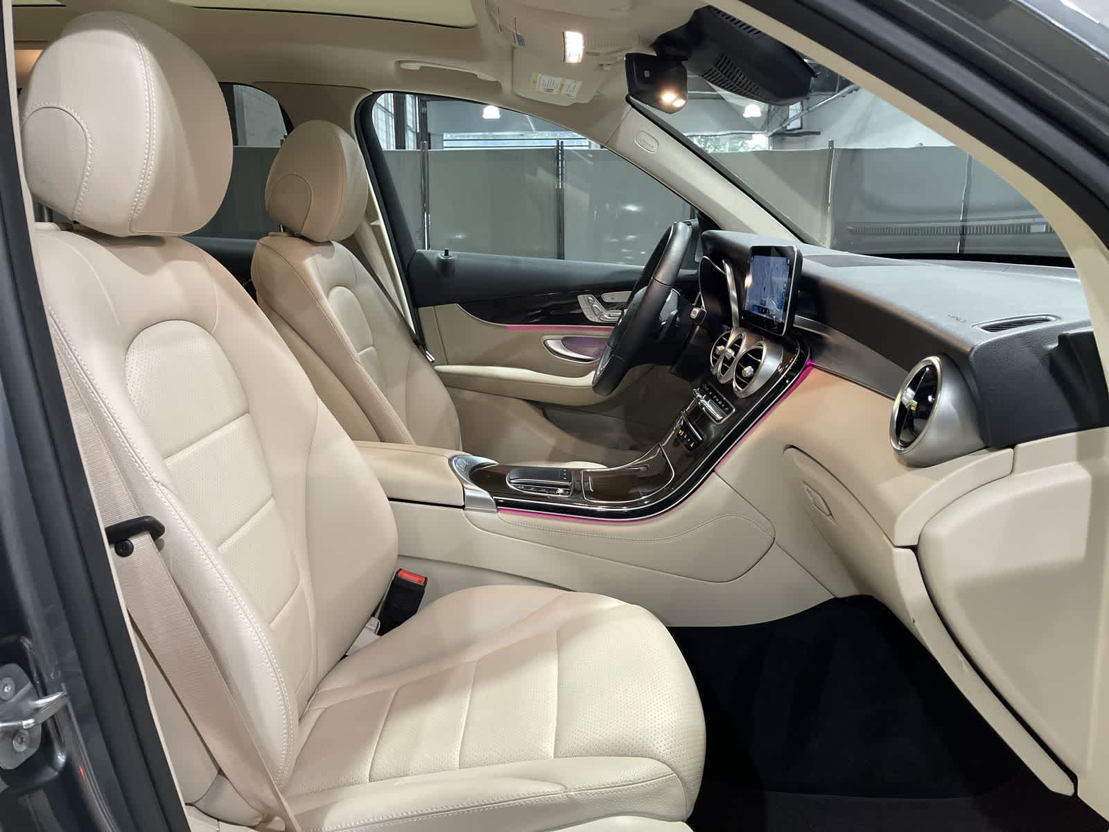 Thumbnail: 2021 Mercedes-Benz GLC - 26