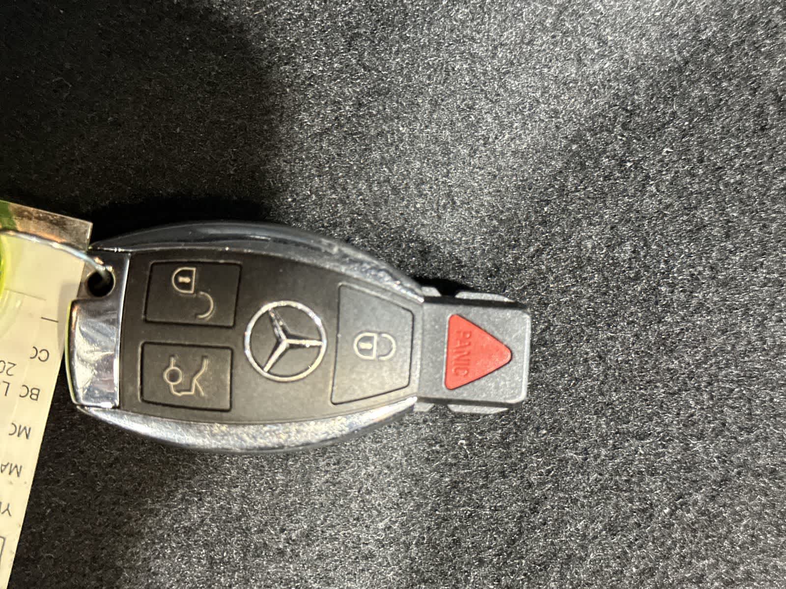 Thumbnail: 2020 Mercedes-Benz GLA - 32