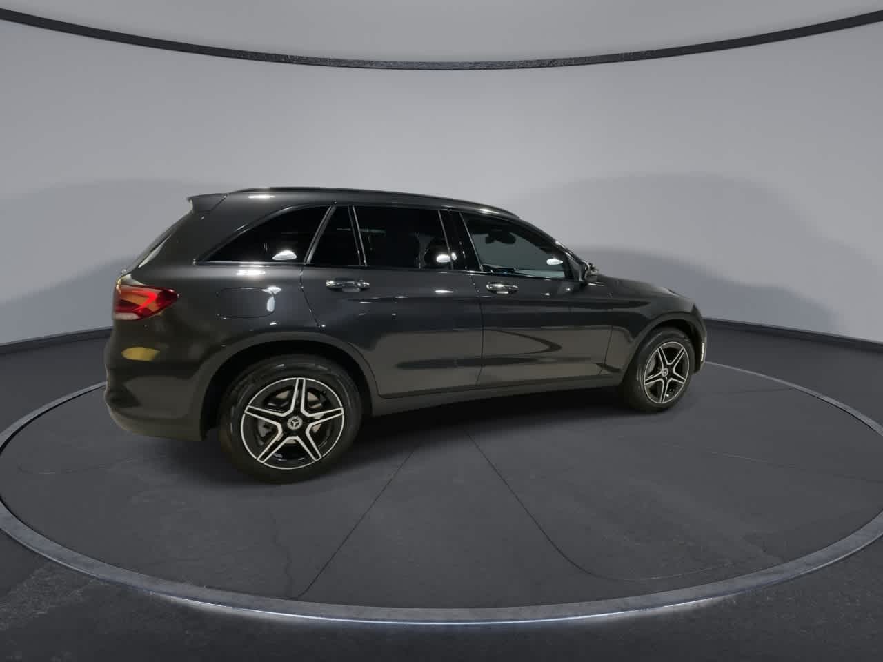Thumbnail: 2022 Mercedes-Benz GLC - 12
