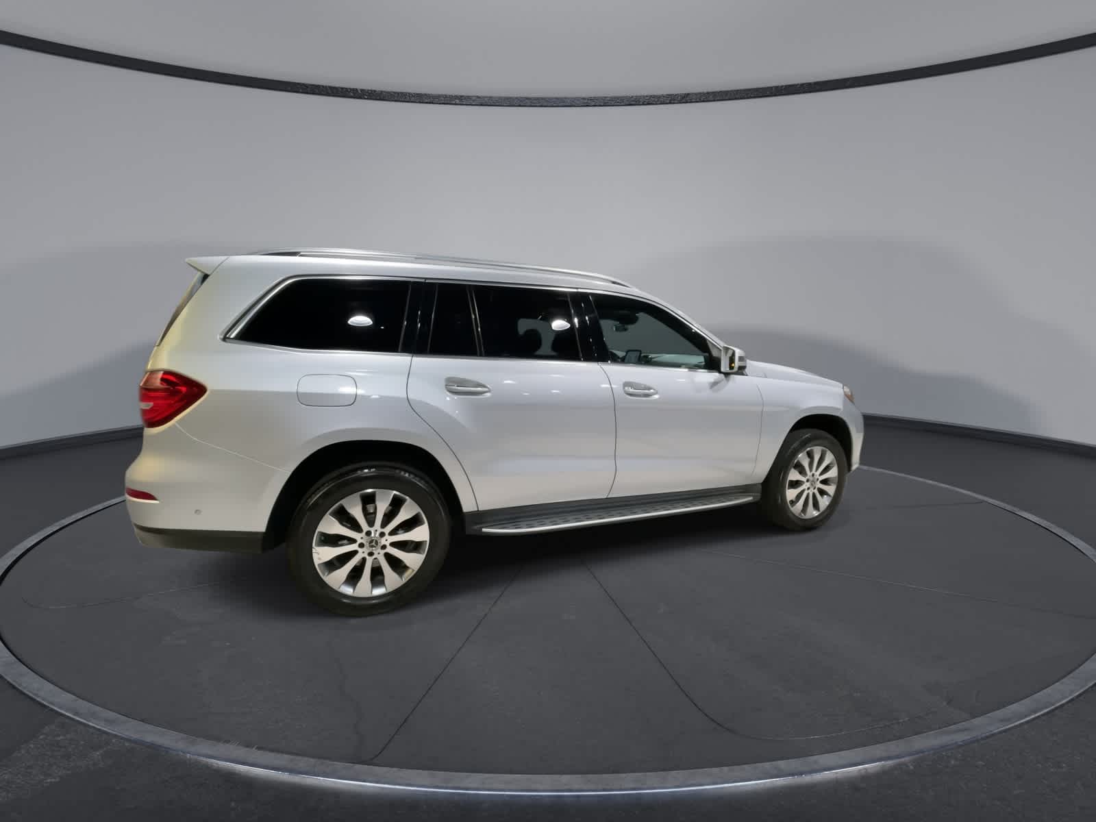 Thumbnail: 2017 Mercedes-Benz GLS - 12