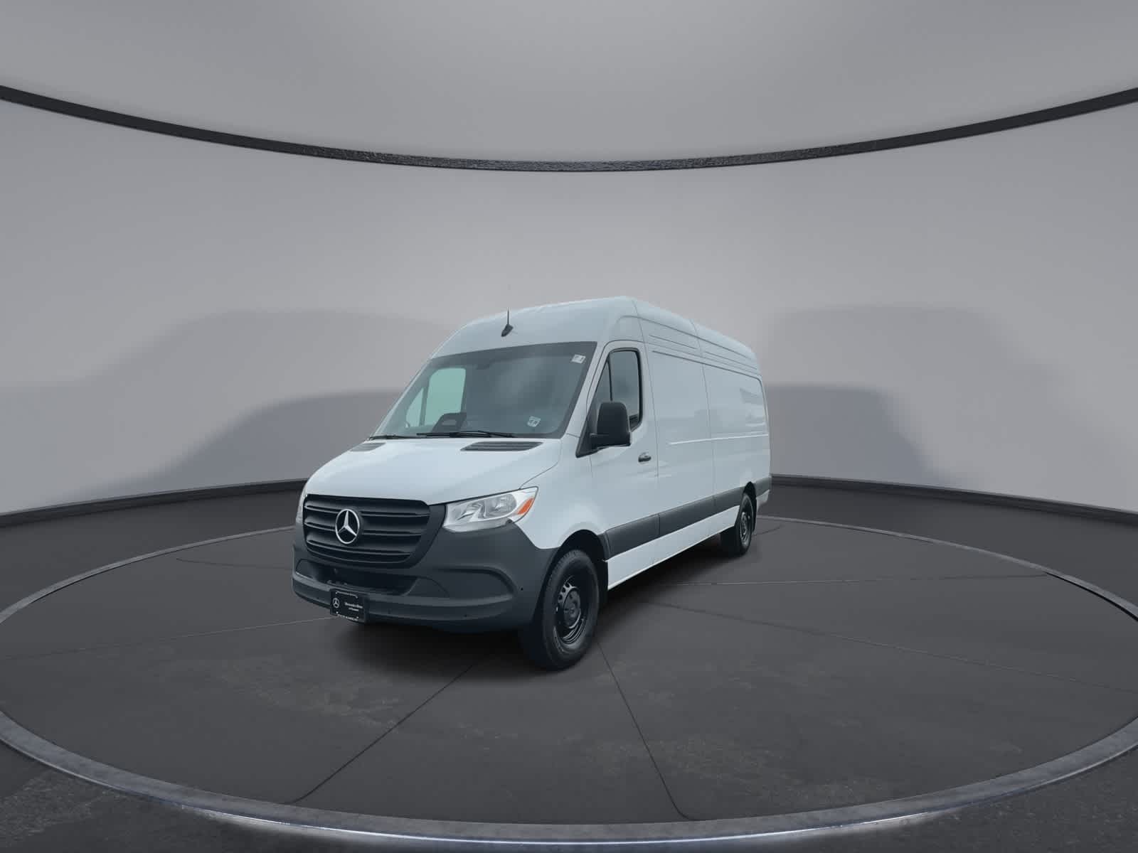 Thumbnail: 2025 Mercedes-Benz Sprinter - 8