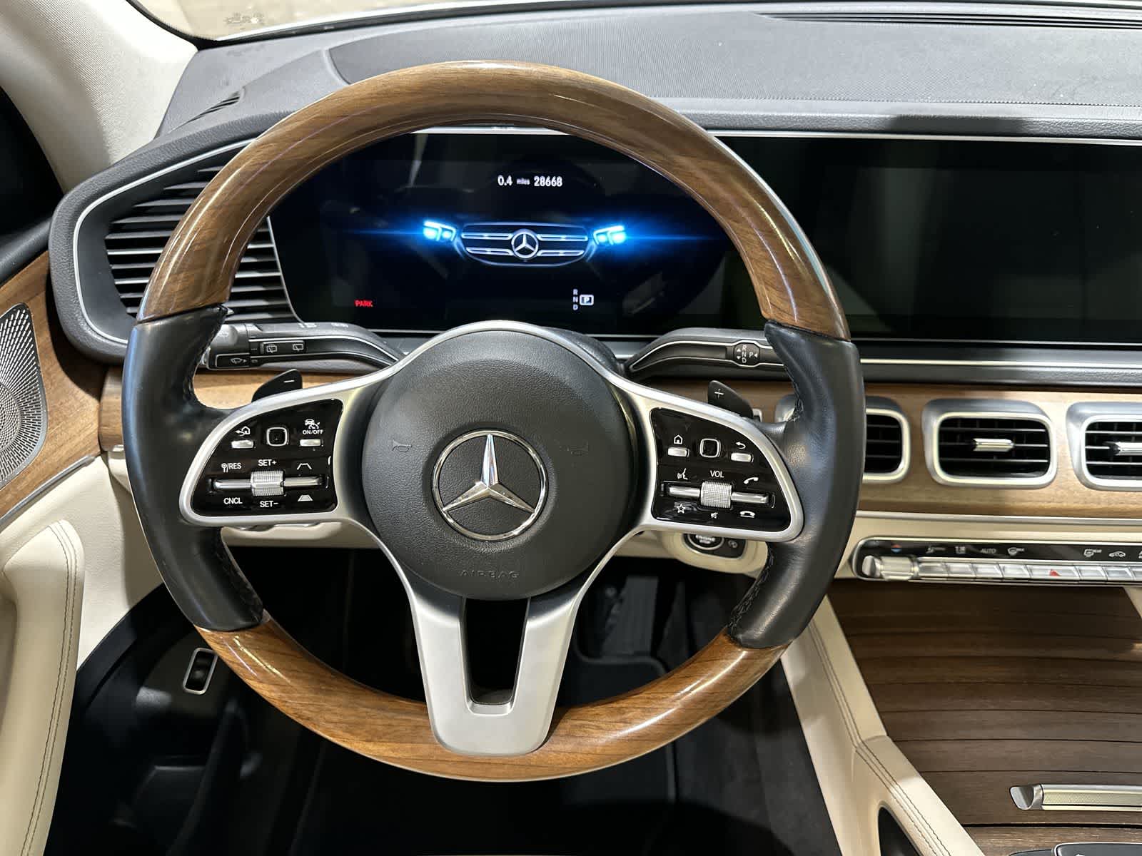 Thumbnail: 2022 Mercedes-Benz GLE - 27