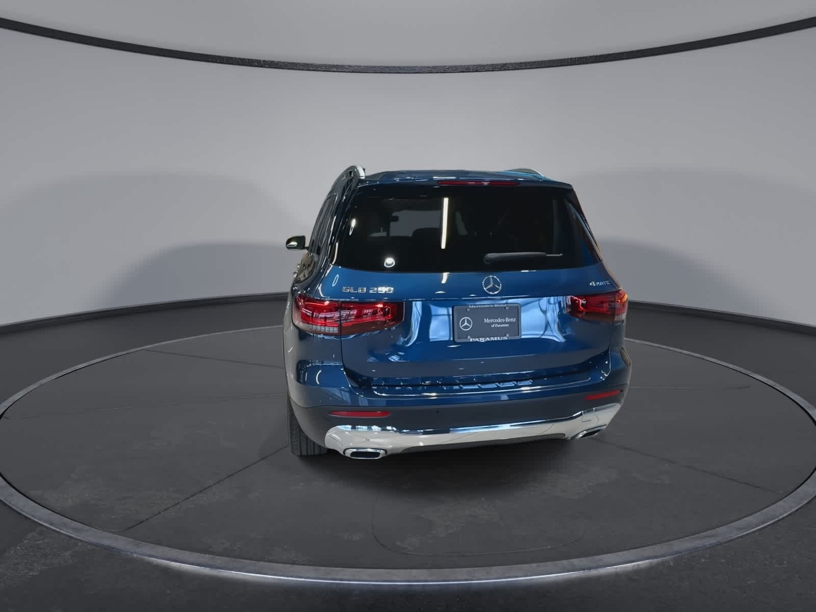 Thumbnail: 2022 Mercedes-Benz GLB - 9