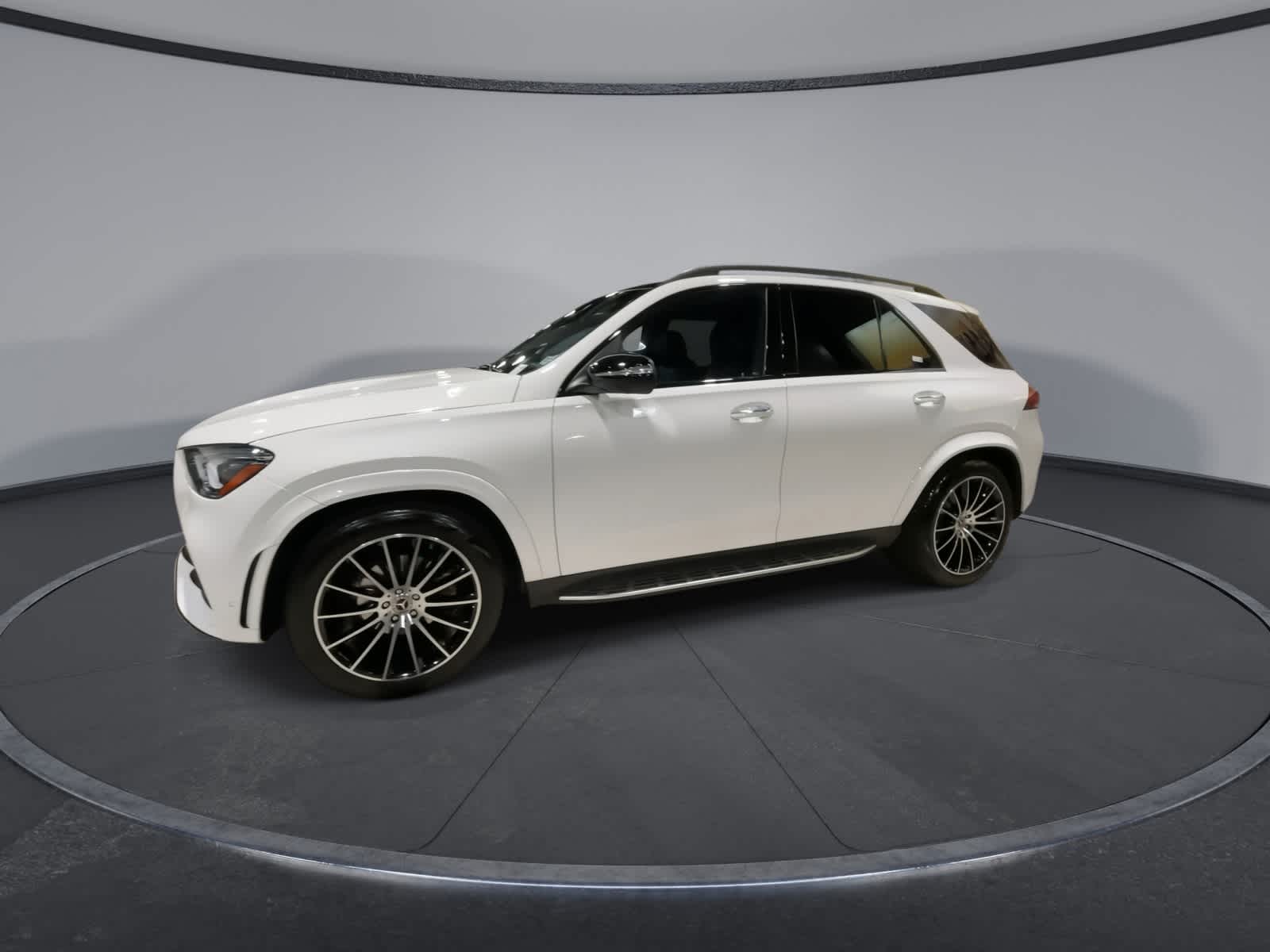 Thumbnail: 2023 Mercedes-Benz GLE - 6