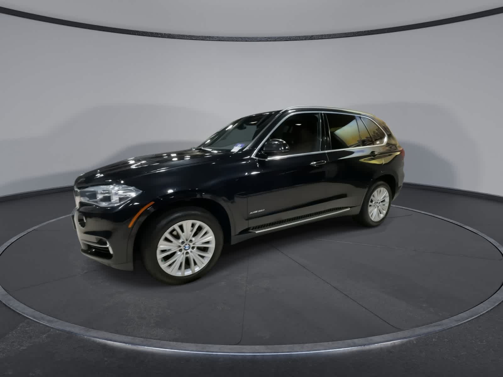 Thumbnail: 2017 BMW X5 - 6