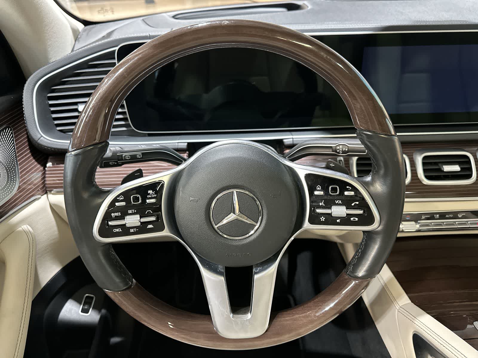 Thumbnail: 2022 Mercedes-Benz GLS - 27