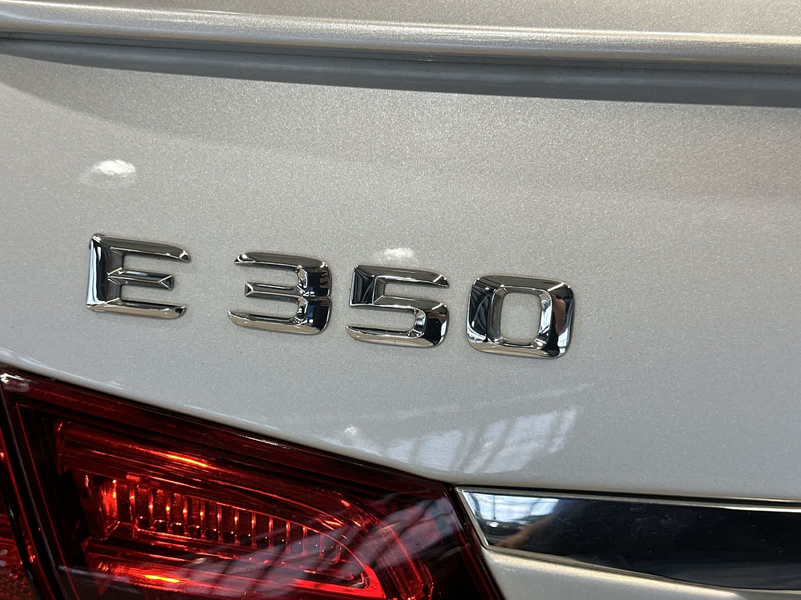 Thumbnail: 2016 Mercedes-Benz E-Class - 19