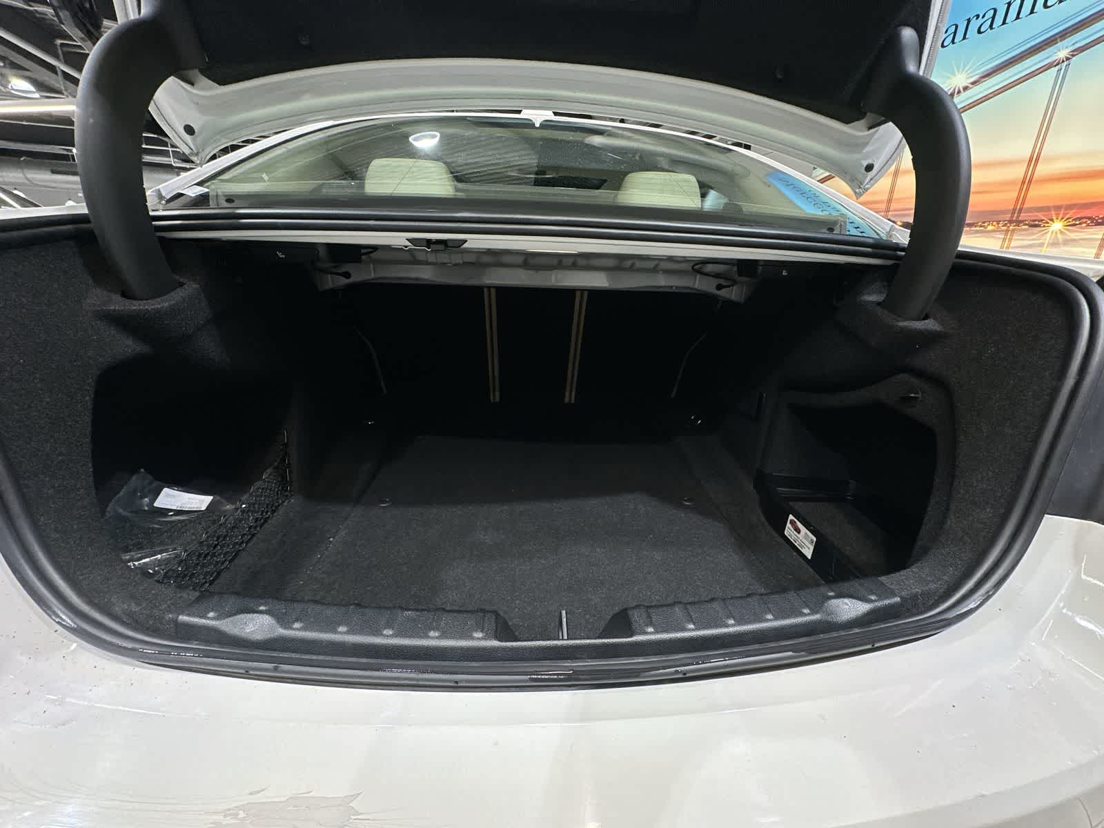 Thumbnail: 2013 BMW 3 Series - 31