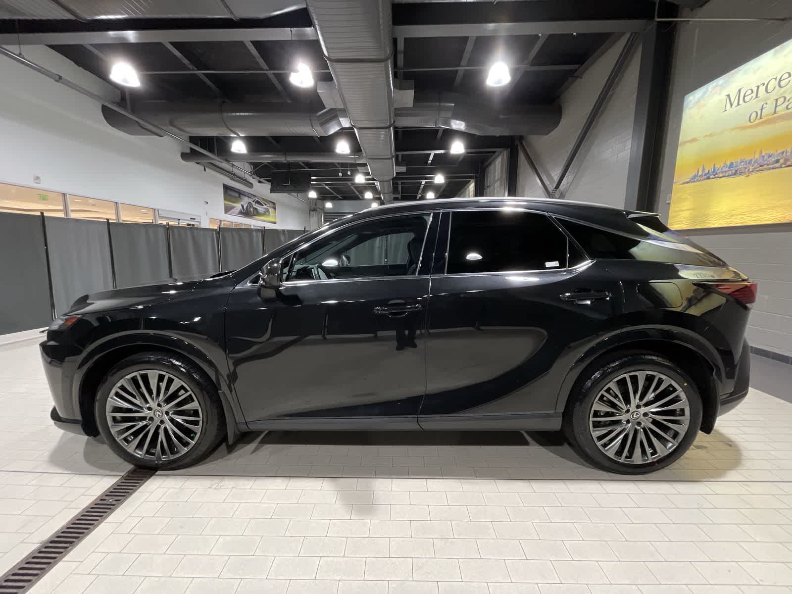 Thumbnail: 2023 Lexus RX - 15