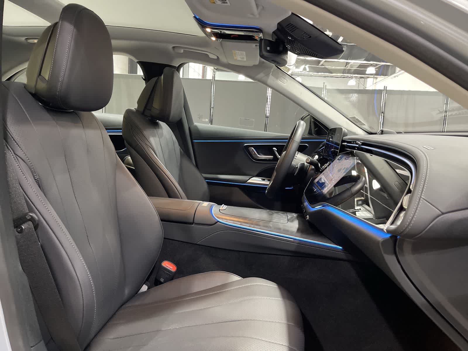 Thumbnail: 2025 Mercedes-Benz E-Class - 26