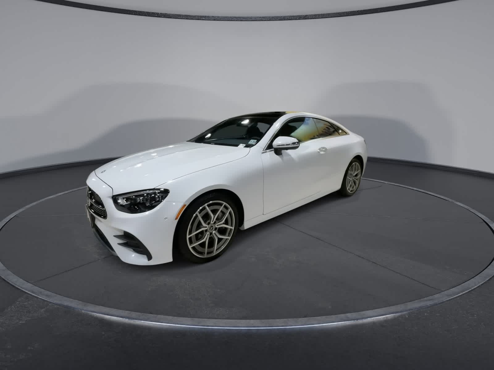 Thumbnail: 2023 Mercedes-Benz E-Class - 5