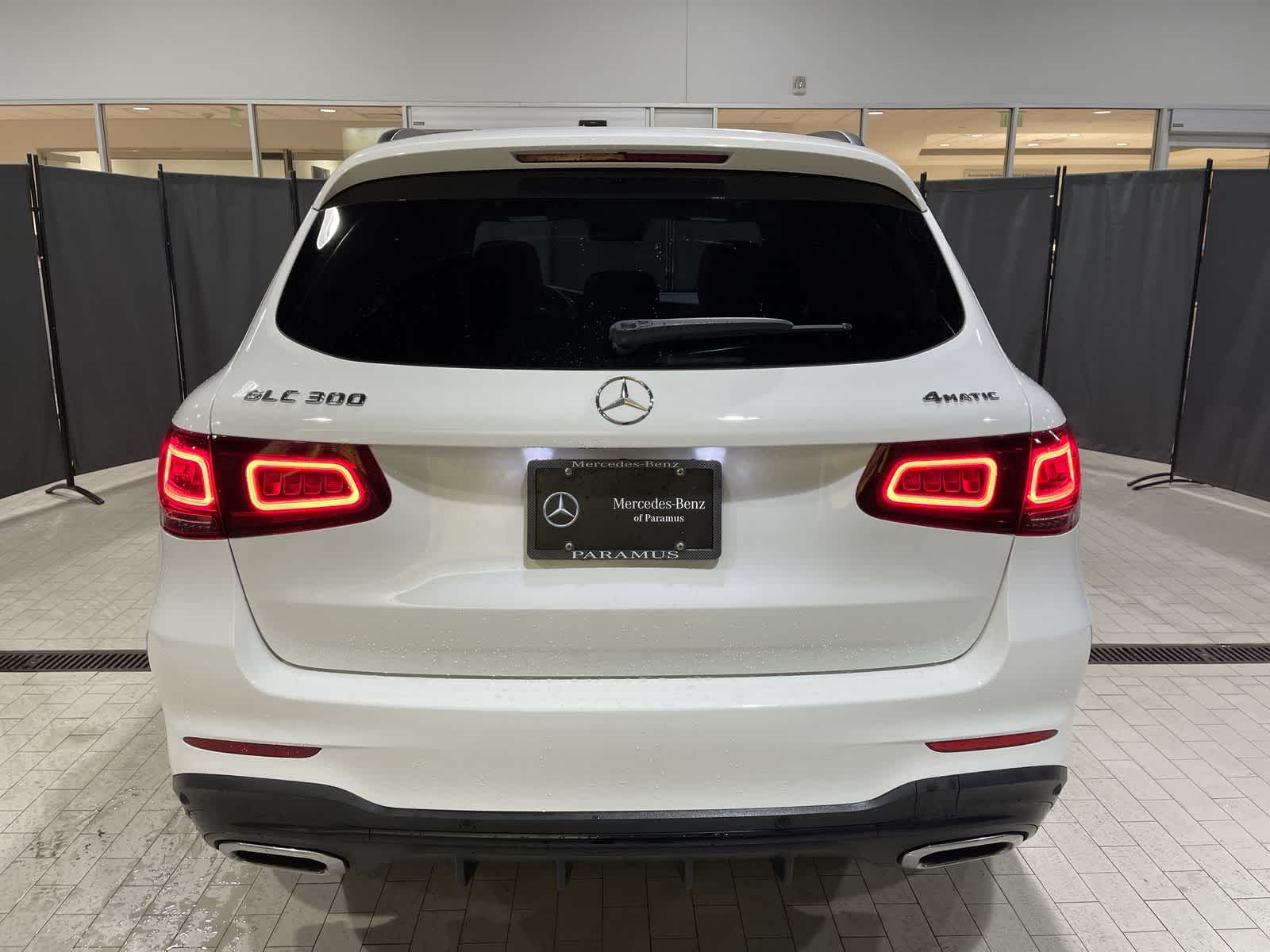 Thumbnail: 2022 Mercedes-Benz GLC - 17