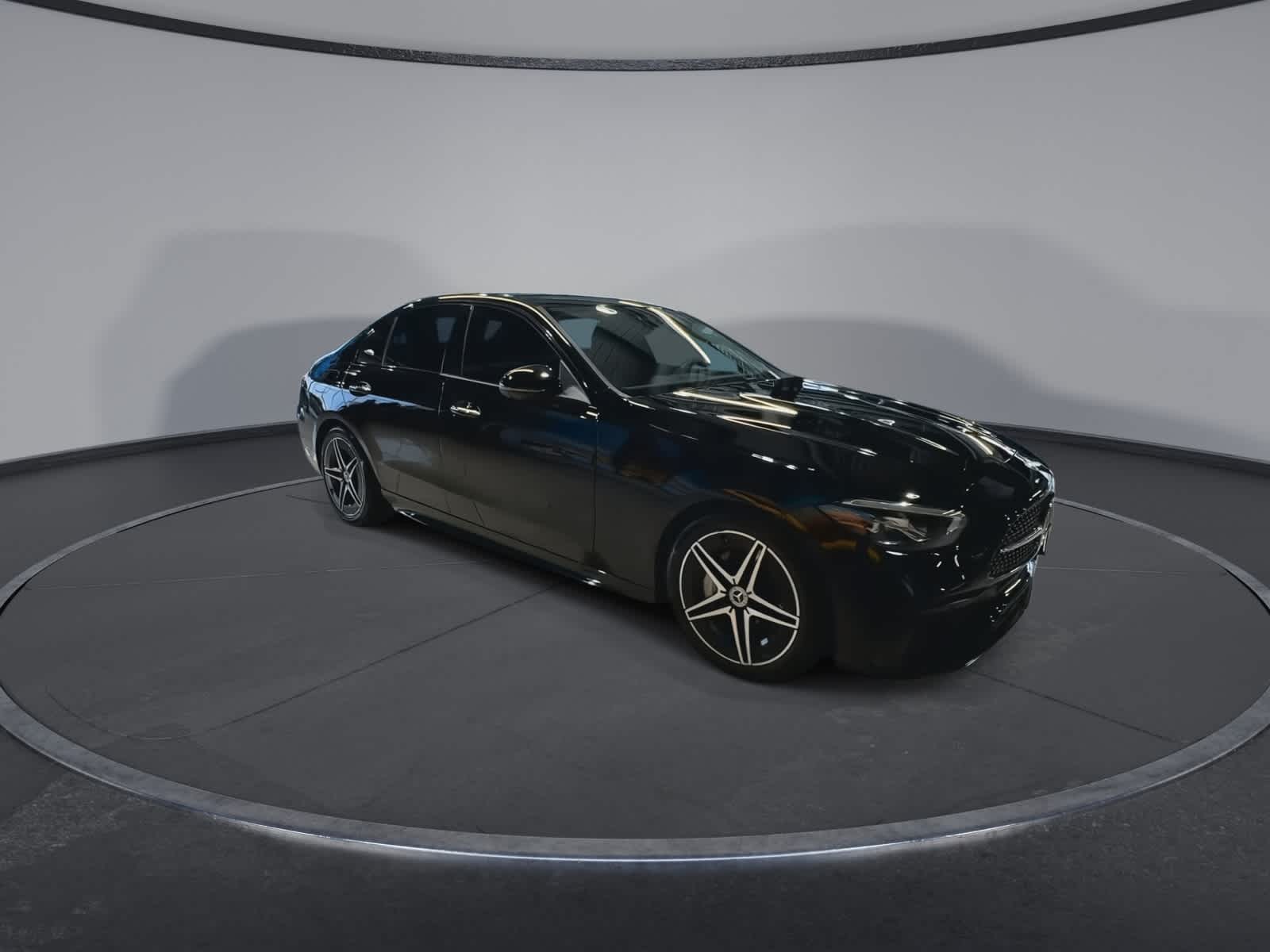 Thumbnail: 2024 Mercedes-Benz C-Class - 2