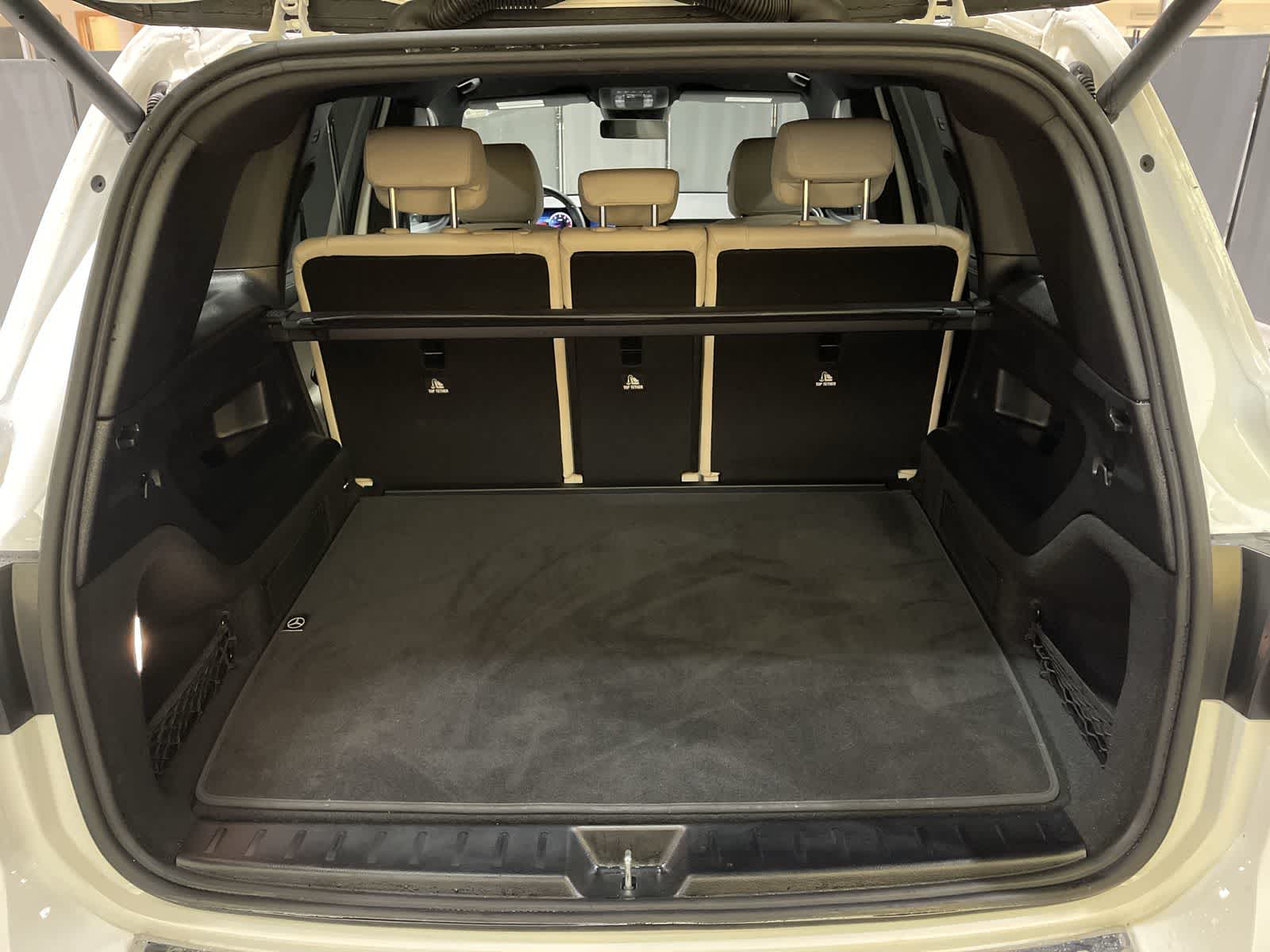 Thumbnail: 2025 Mercedes-Benz GLB - 31