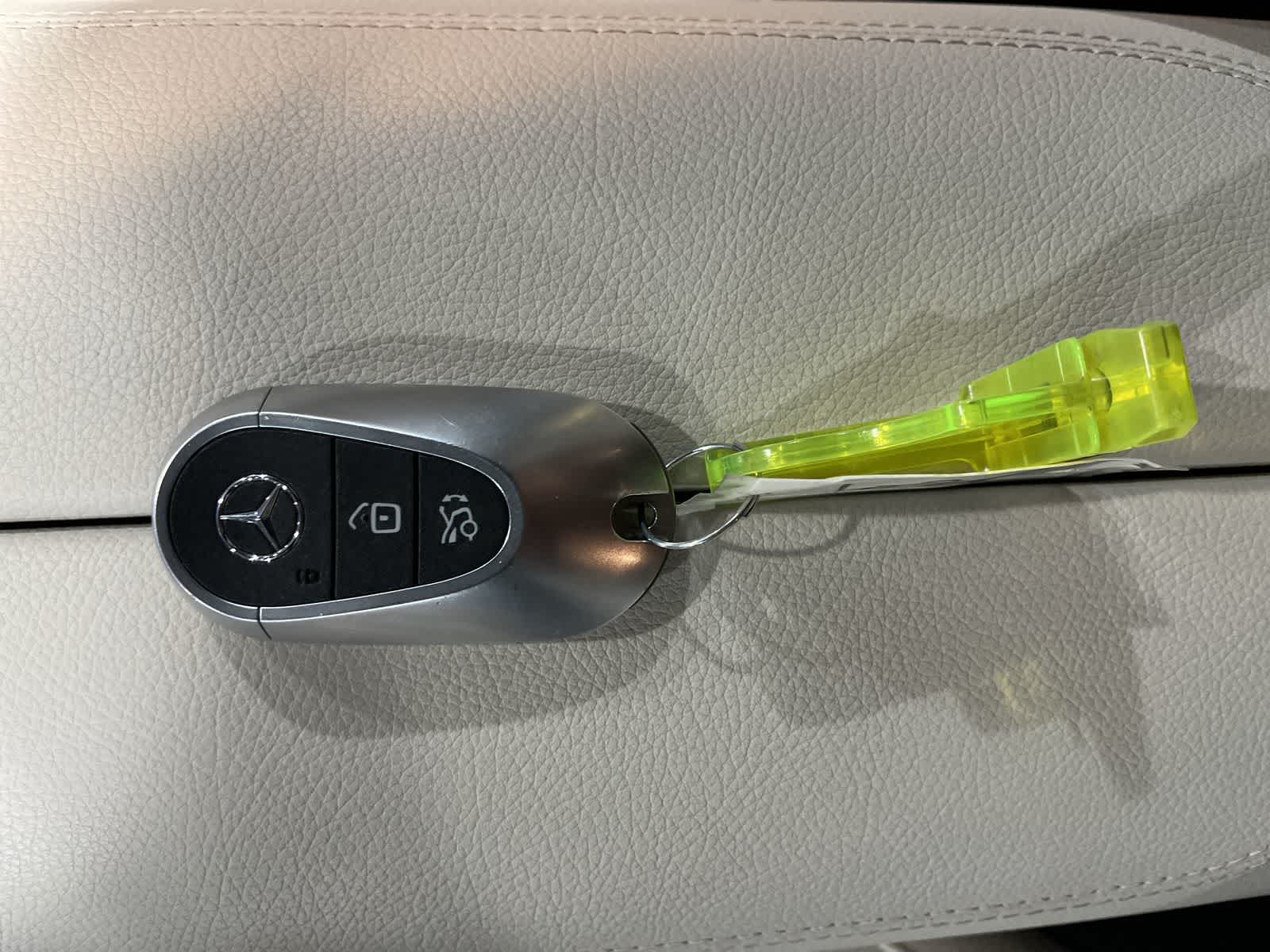 Thumbnail: 2022 Mercedes-Benz C-Class - 32