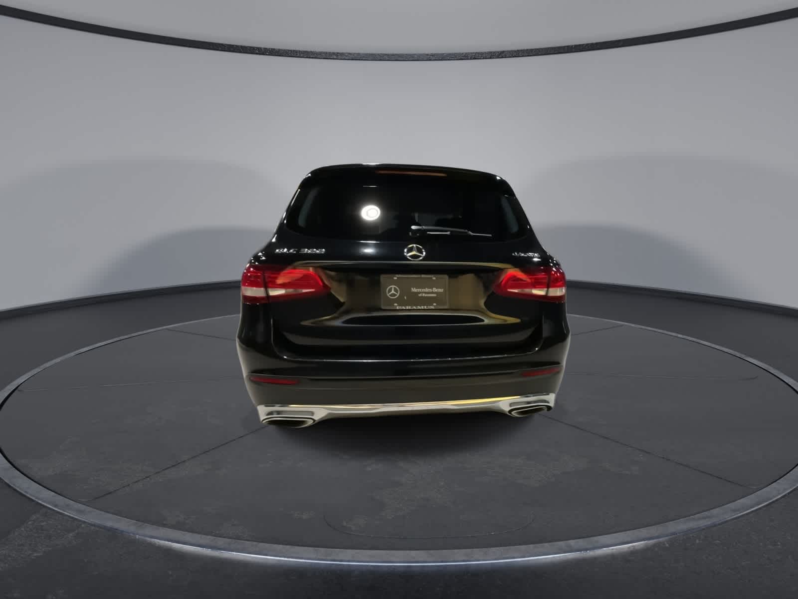 Thumbnail: 2016 Mercedes-Benz GLC - 10