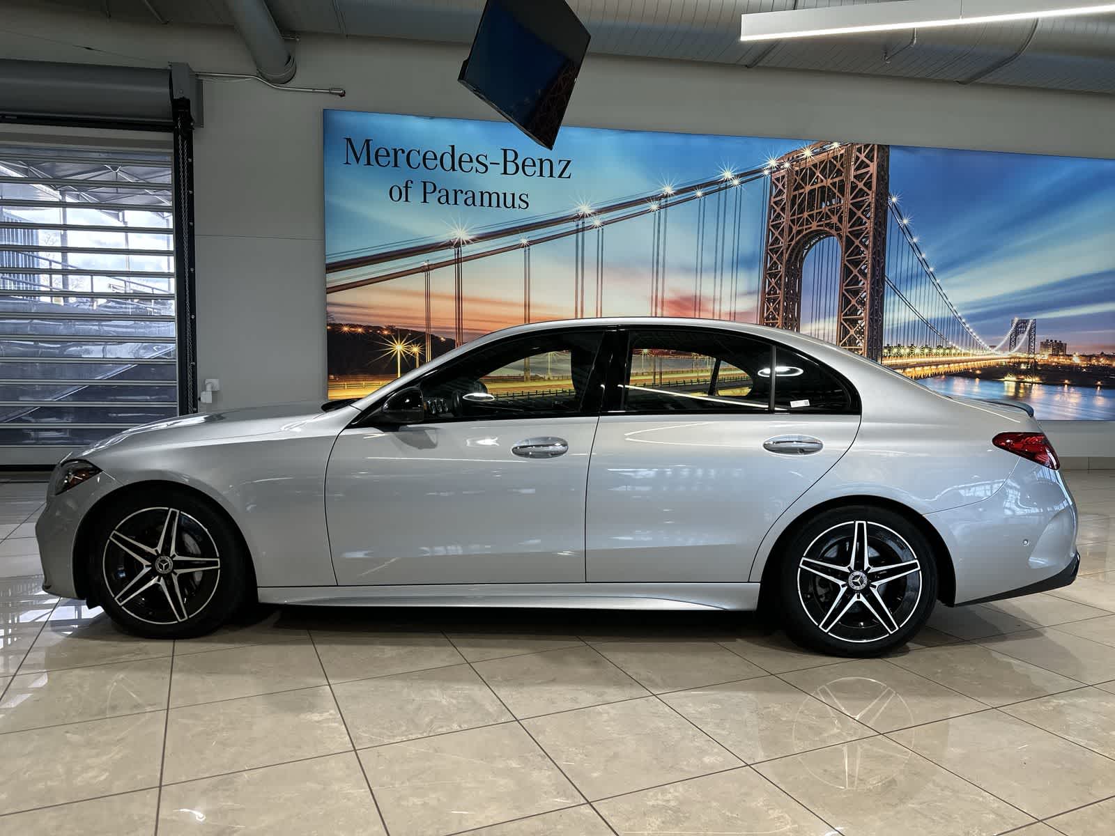 Thumbnail: 2022 Mercedes-Benz C-Class - 15