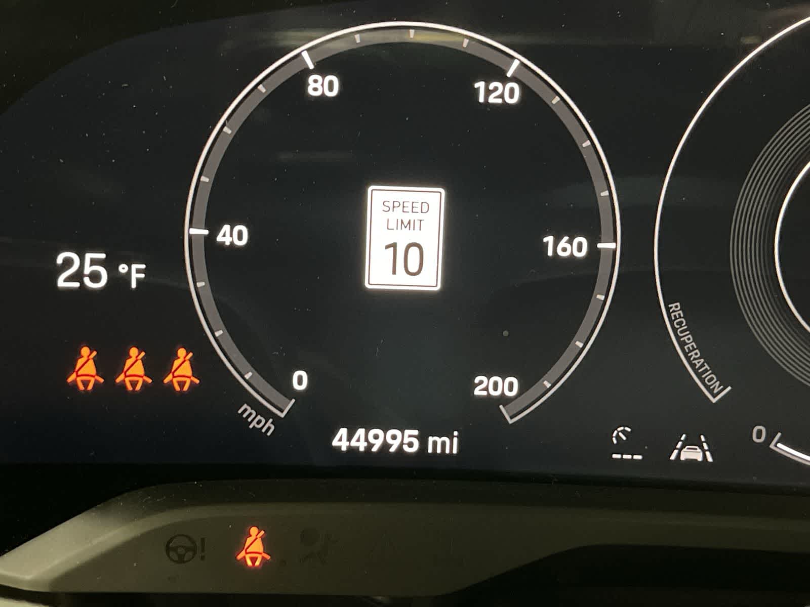 Thumbnail: 2022 Porsche Taycan - 30