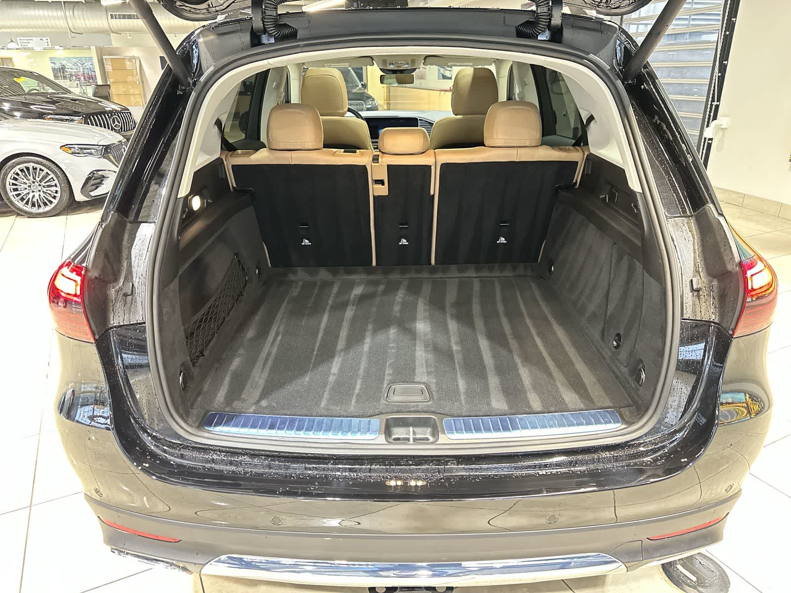 Thumbnail: 2026 Mercedes-Benz GLE - 31